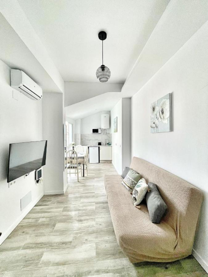 Sol Apartamentos Centro Historico Малага Экстерьер фото